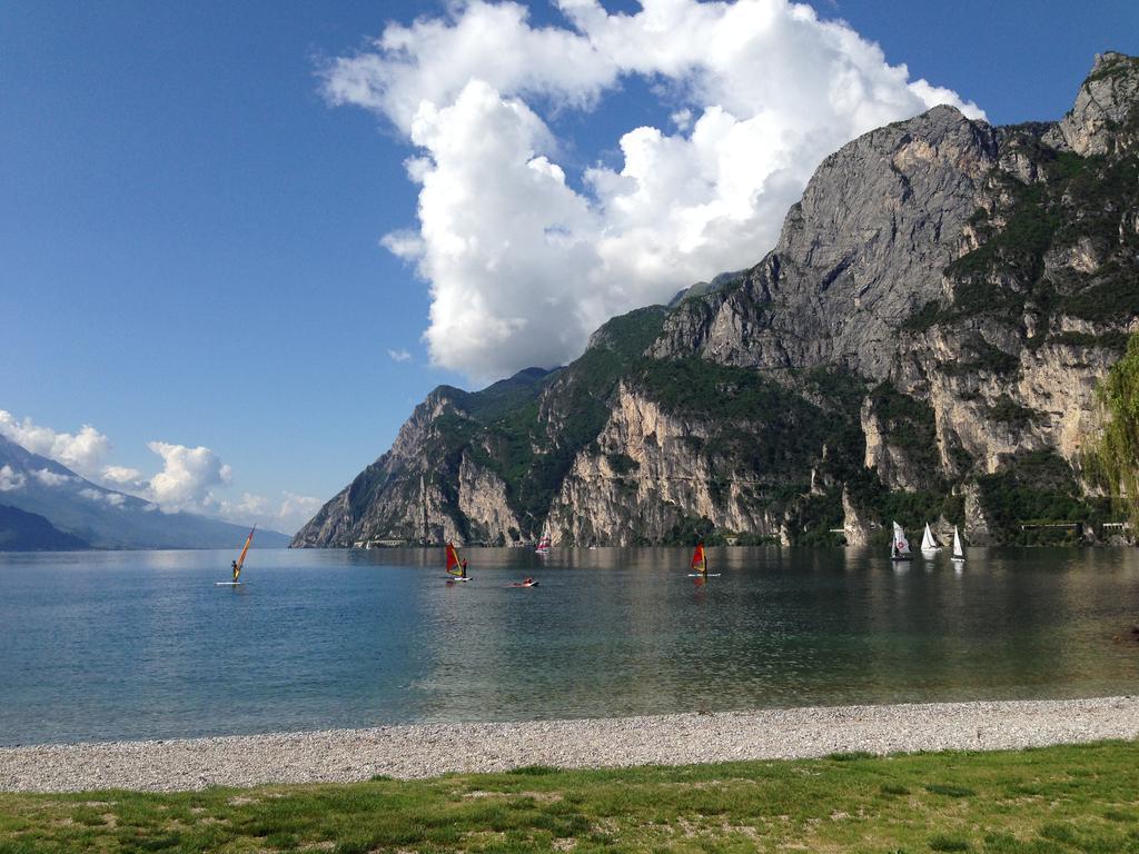Lake & Castle View Apartment Riva Zewnętrze zdjęcie